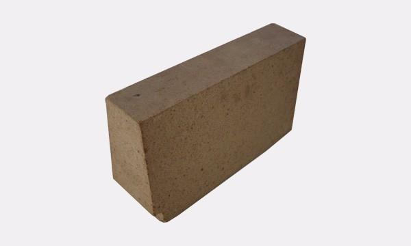Magnesia alumina brick